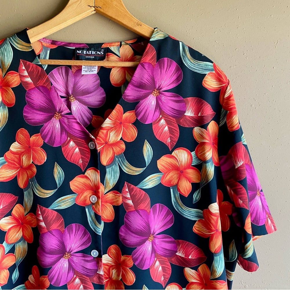 Vintage Notations Blouse V-Neck Colorful 80s 90s Hawaiian Lightweight Camp Shirt